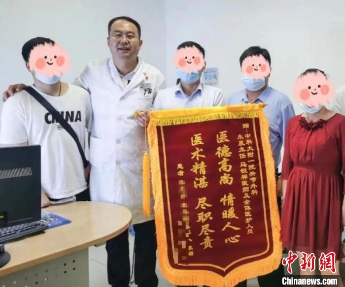 当血友病遇上关节炎“玻璃人”兄弟成功换关节