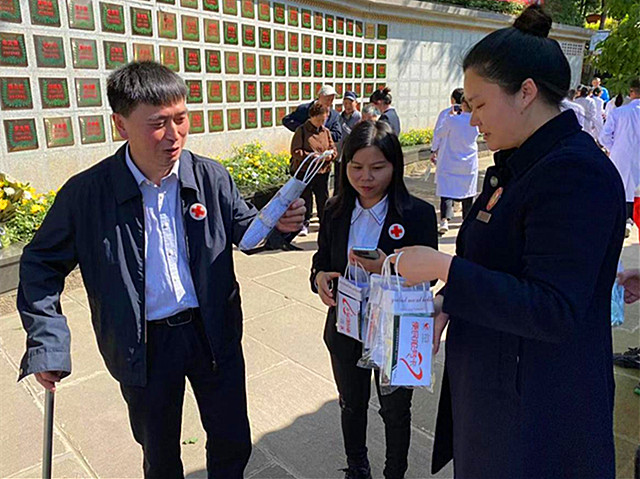 图片4_副本.jpg