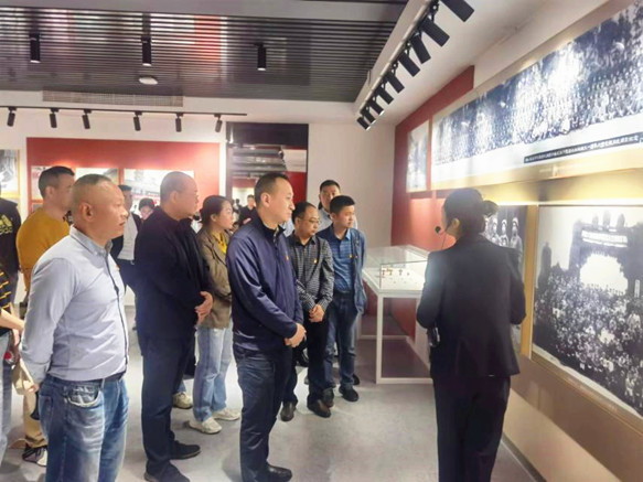 微信图片_20230420115005_副本.jpg