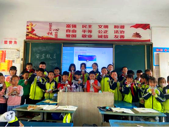 92784054@9AB7647B.A9A25864.jpg_副本.jpg