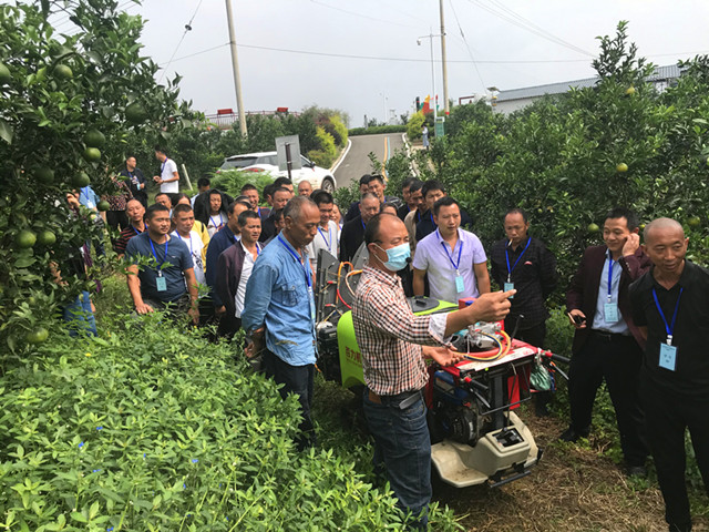 组织退役军人参加农业技能培训_副本.jpg