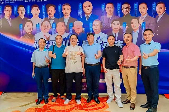 07EF895780590811A40065EF0B827D64_w1280h854_副本.jpg