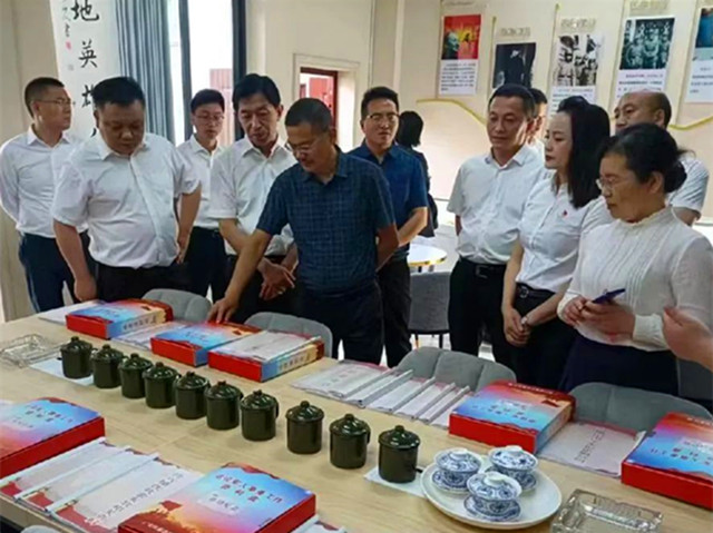 1副本.jpg