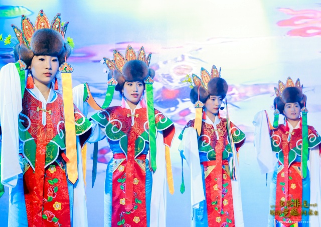 图为藏戏表演 (2)_副本.jpg