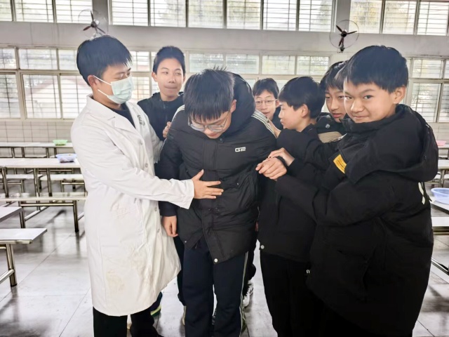 0ABC06E29A606EA6C65F243BC2E5A4AD_副本.jpg