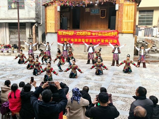 1e8f000755d90ef45ba4e39330f1cf3_副本.jpg