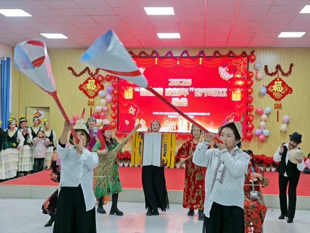 60d4246745d55b85d2f590d4efd717c_副本.jpg