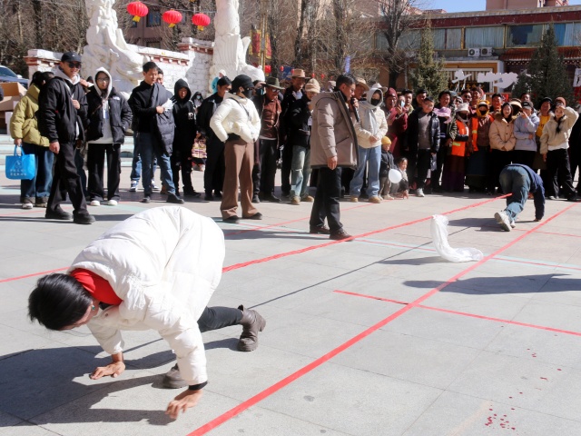 图为格吞比赛_副本.jpg