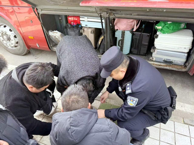 微信图片_20250207165859_副本.jpg