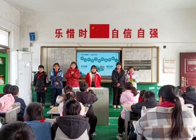 CBF8EF8A0A407212CFADDB57C4EC9D3A_副本.jpg