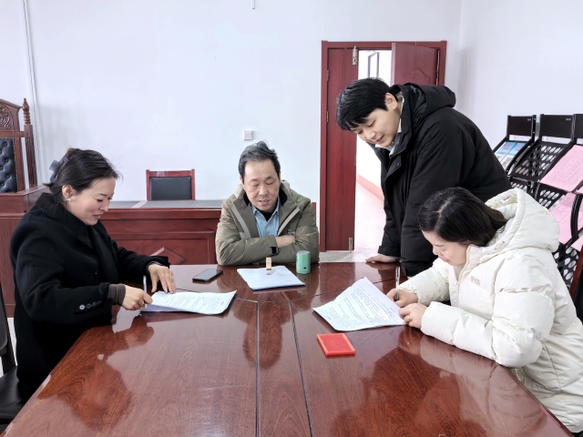20250306 仲裁女职工维权_副本.jpg