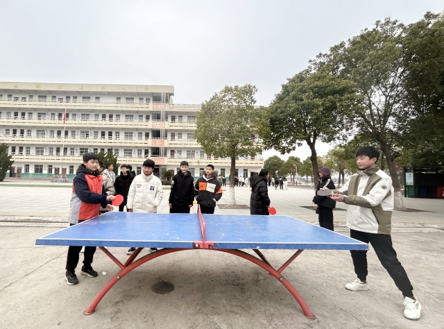 课后服务乒乓球训练_副本.jpg