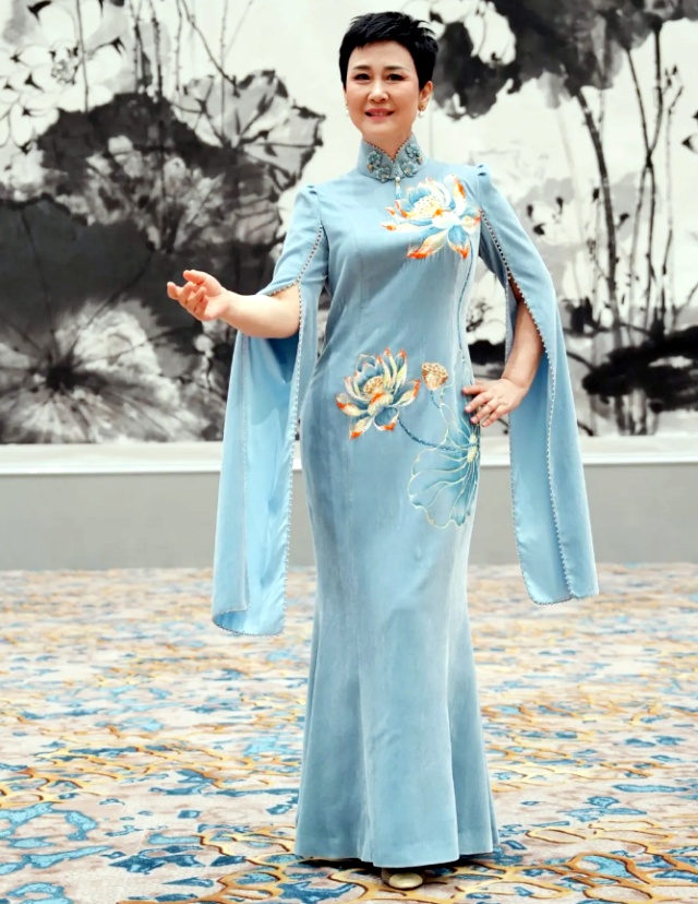 李小琳_副本.jpg
