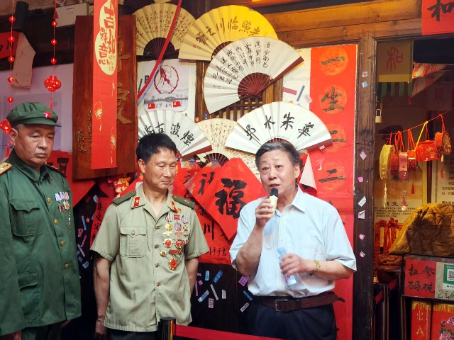 图片2_副本.jpg