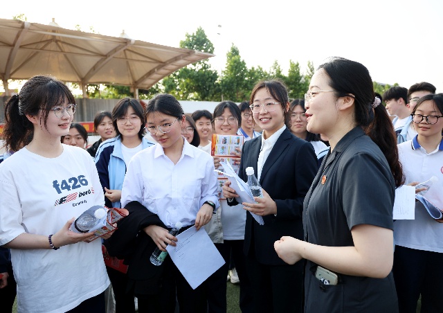 山东郯城法院进校园真实案例演绎民法典